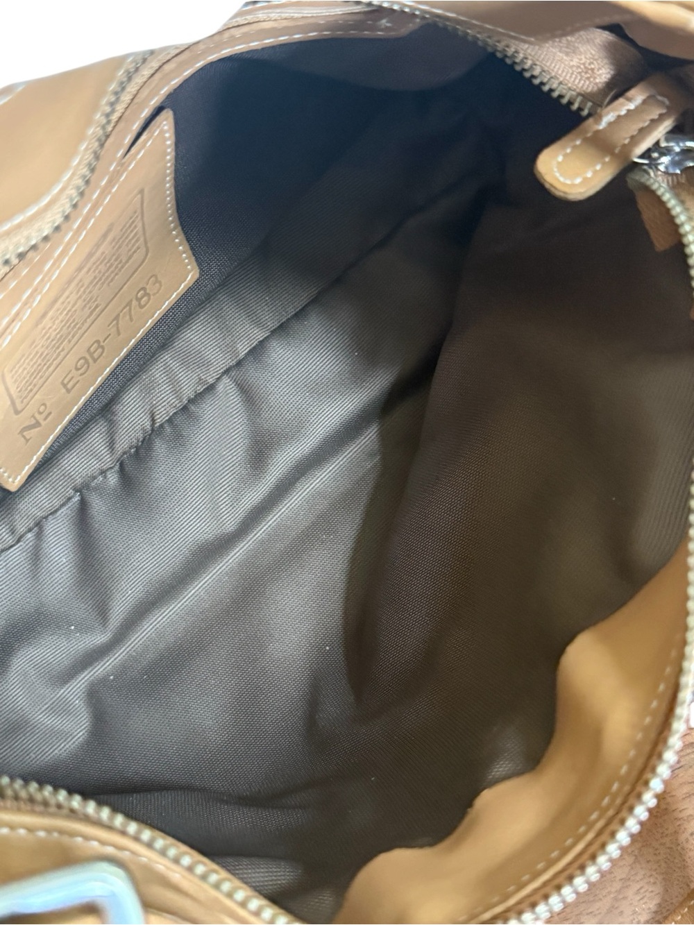 Coach Vintage Hamptons Tan Leather Hobo Shoulder Bag Y2K - Picture 13 of 15